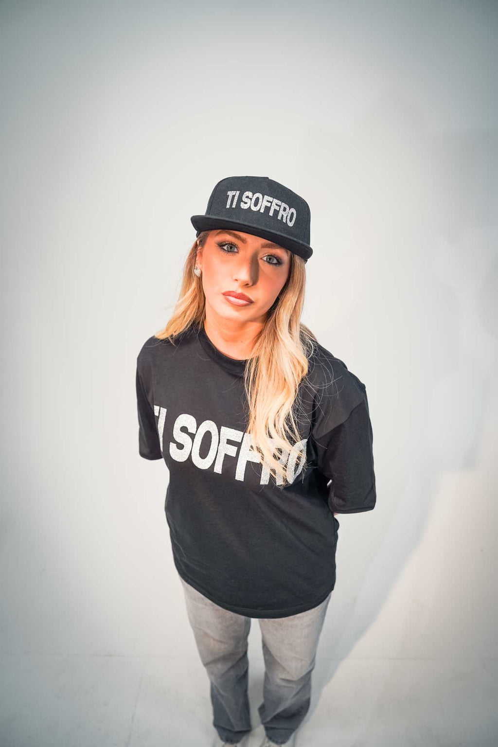 Cappellino Snapback "Ti soffro" Nero - Scritta Brillantinata Bianca